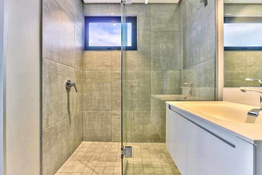 2 Bedroom Property for Sale in Cape Town City Centre Western Cape